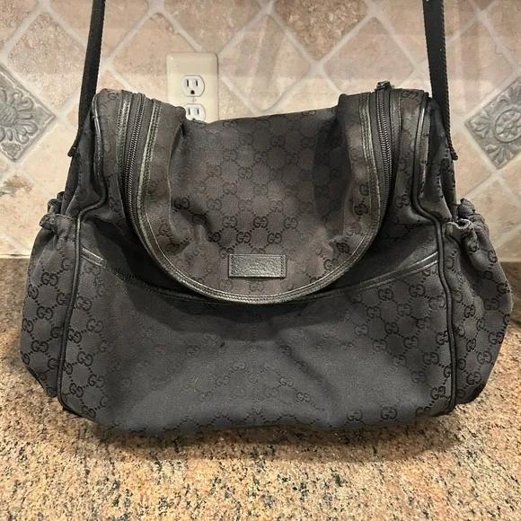 Gucci diaper bag - Picture 1 of 10